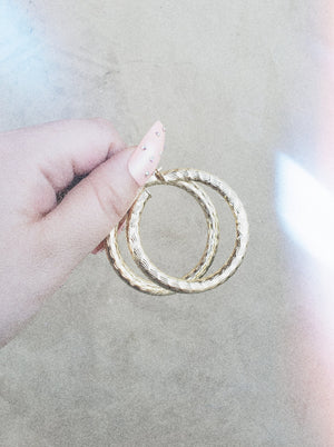 textured hoop earrings 2.5inches
