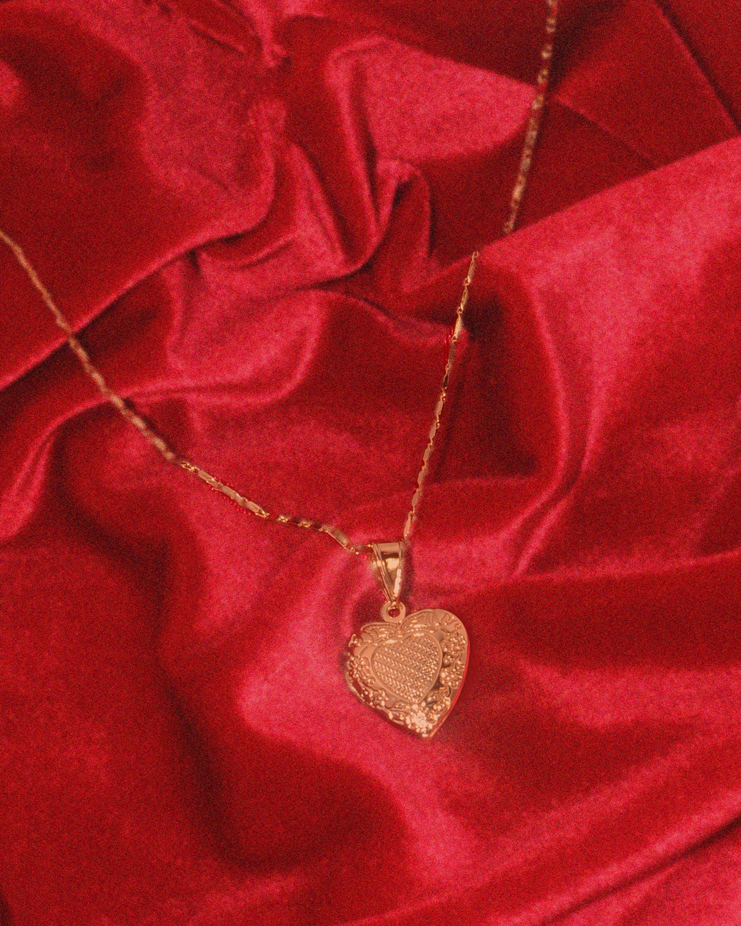 Daisy Heart Locket Necklace